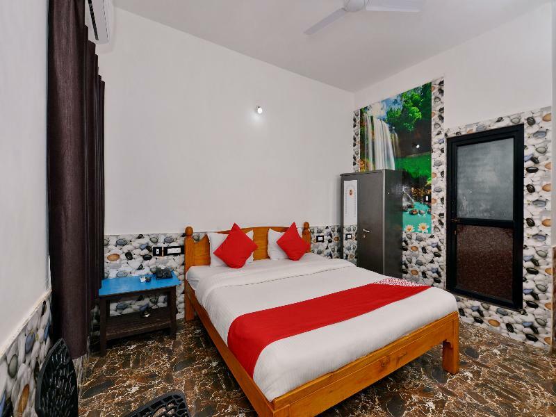โอโย 10809 ลิตเติ้ล สตาร์ Hotel บากา ภายนอก รูปภาพ