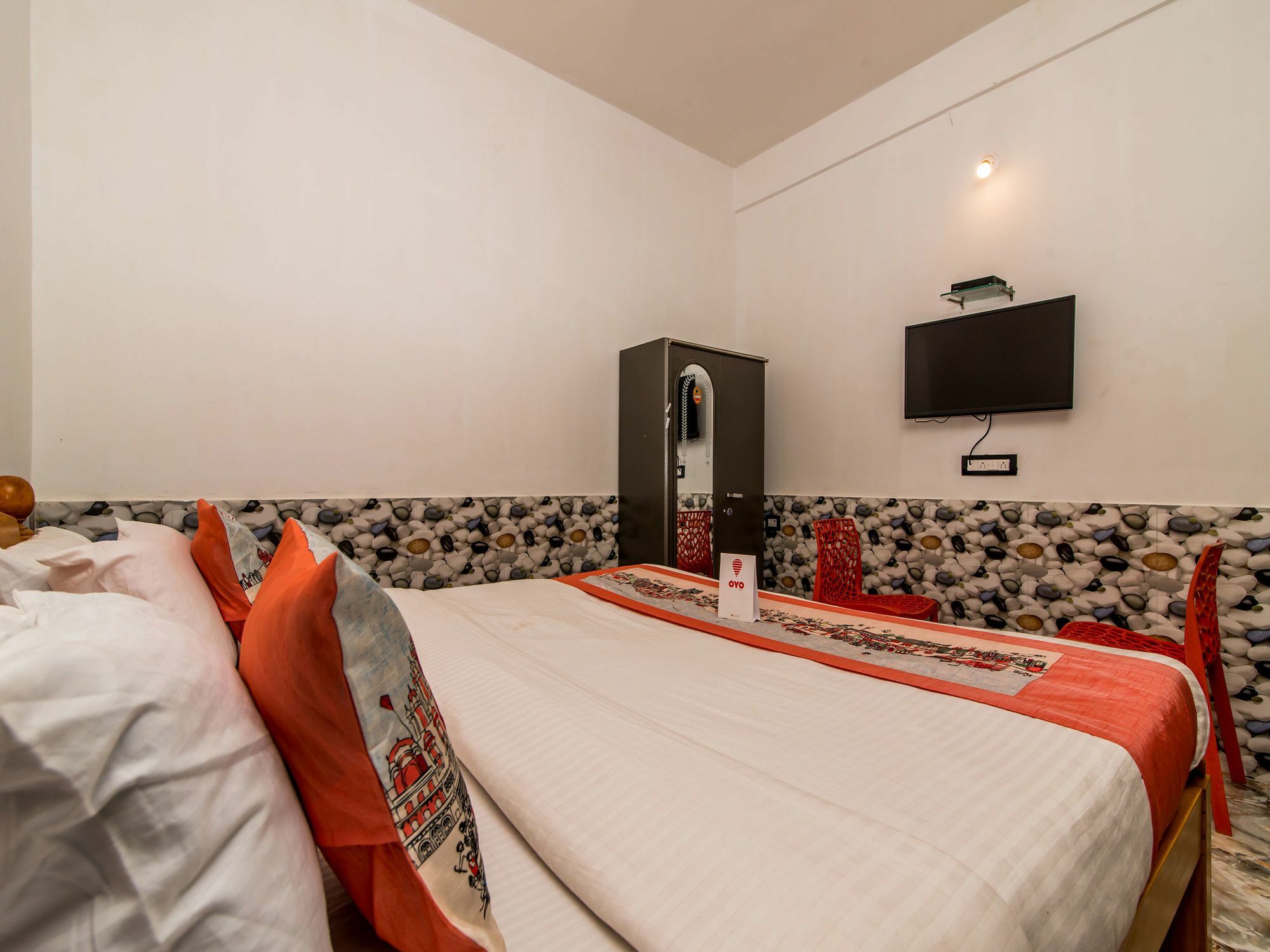 โอโย 10809 ลิตเติ้ล สตาร์ Hotel บากา ภายนอก รูปภาพ