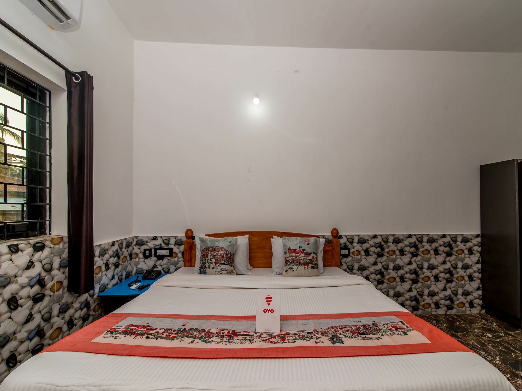 โอโย 10809 ลิตเติ้ล สตาร์ Hotel บากา ภายนอก รูปภาพ