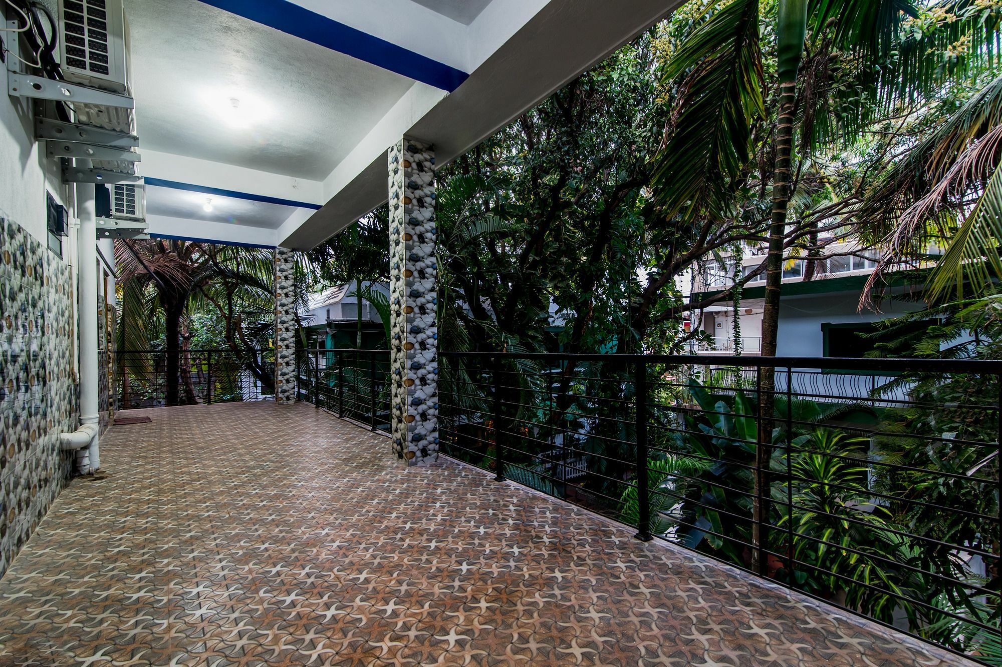 โอโย 10809 ลิตเติ้ล สตาร์ Hotel บากา ภายนอก รูปภาพ